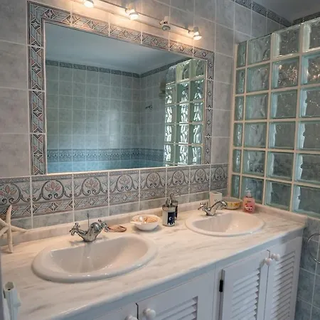 Paradis Villa *